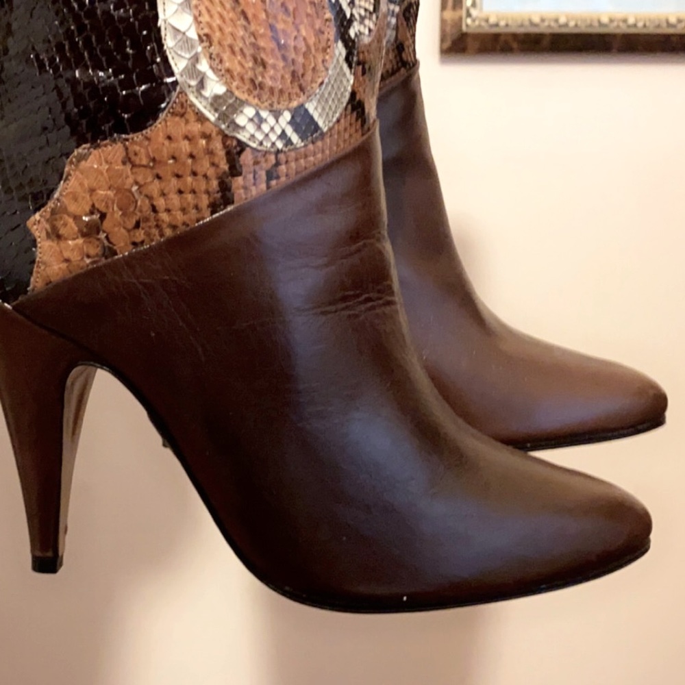 1985 Vintage Boots